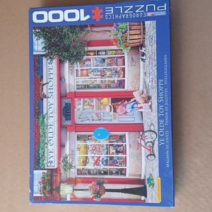 🧩 Ye Olde Toy Shoppe 1000 piece puzzle
